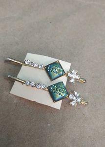 COMBO OF BEAUTIFUL HAIR ACCESSORIES
