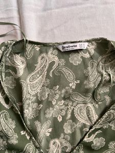 Green Paisley Print Top
