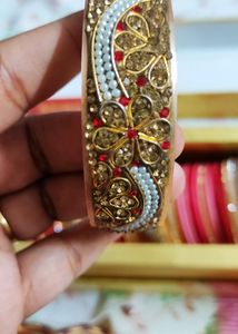 Beautiful Bride Chuda Set In Red And Cream