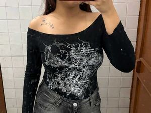 Off - shoulder grunge top 🎀
