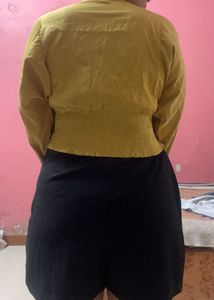 Deep Neck Crop Top