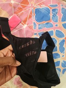 Clearance Sale !! Hunkmoller Sports Bra