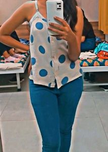 Fancy Top With Shell Botton