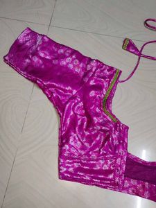 Soft Pattu Saree With Blouse