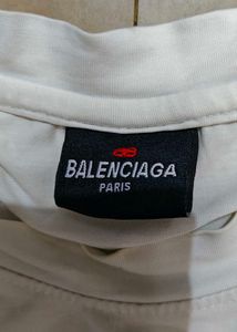 White Balenciaga t-shirt