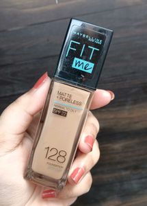 Maybelline Fit Me Foundation (Matte + Poreless)