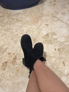Black Boots