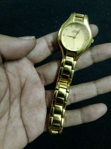 NEW NO USED 23.GOLD PLATETED HMT WATER RESISTANT WATCH FOR GIRLS &amp; WOMAN&#39;S.