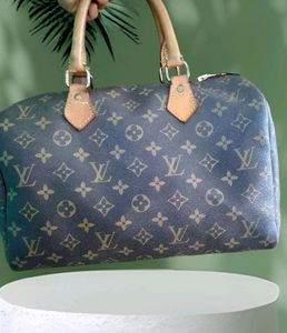 💙CLEARENCE SALE 💙Louis Vuitton Speed 30