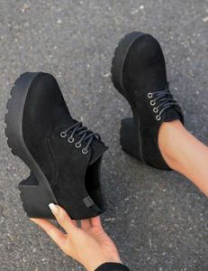 Black Boots | High Heels Footwear