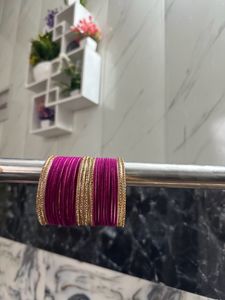 Magenta Mettale Bengale Tow Hand Set