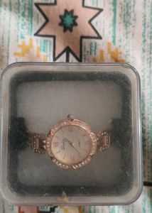 New With Tag Golden Diamond Watch