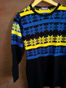 Patterned Knit top for women