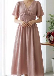 🌺Elegant Pink Midi Dress🌺