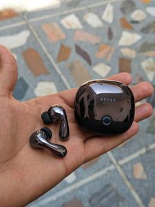 Boult Klarity 1 Earbuds Brand New TWS Rs 999