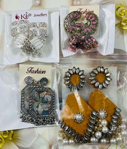 4 Earrings Combo