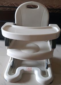Mastela Boaster Chair for Babies