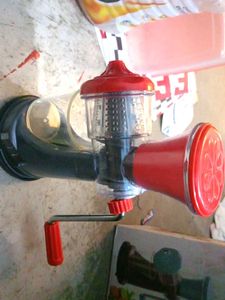 Mini Juicer - Manual Operation
