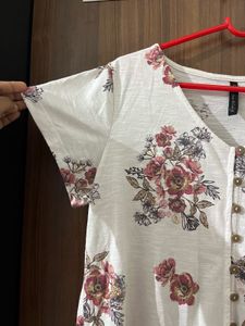 Floral Print T-shirt