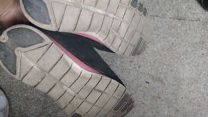 Sports Shoes In Pink And Black
