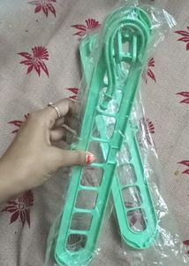 Rendom Color Multisapce Hanger Set Of2