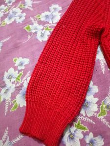 🎀Knitted Ripped Sweater 🎀