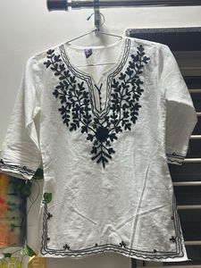 White Embroidered Kurta
