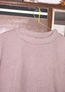 Mauve Ribbed Knit Top with Lace Cuff Detail