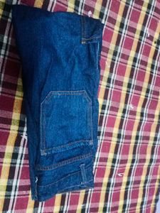 Stylish Men&#39;s Denim Cargo Jeans