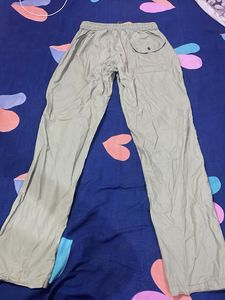 green Casual Pants