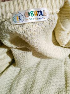 Stylish Women&#39;s Knitted Sweater For Winters