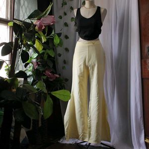 Urbanic Ruffled Pants