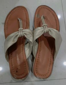 Liz Claiborne Thong Sandals