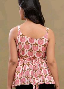 Floral Print Sleeveless Top