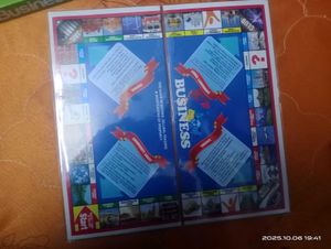 Little Business &amp; Chess 2-in-1