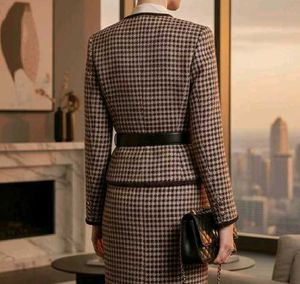 Houndstooth coat 💋