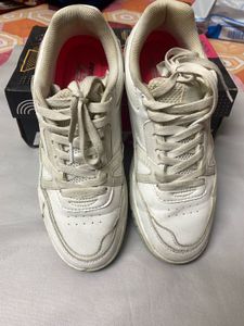 Red Tape Women Sneakers