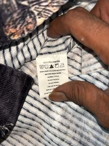 SHEIN -Floral Print Shirt