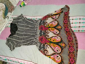 Patterned Dress and bag free