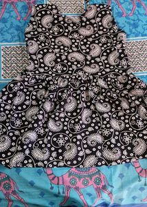 Cute Paisley Print Short Kurti ⚠️