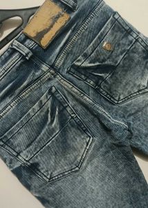 Trendy Acid Wash Jeans