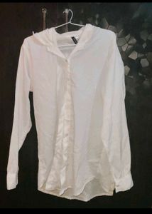 Women White Top And Shirt