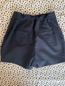 H&amp;M 💙Navy Sailor Style Shorts