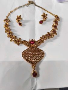 Necklace Set