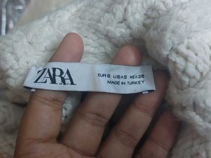 Zara Vintage Wear Aesthetic Sweater