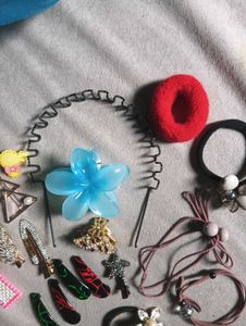 Combo Hair Clips &amp; Hairtie