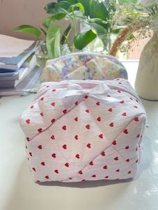 Quilted Heart Print Cosmetic Bag🌸💖