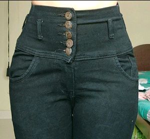 Black Skinny Jeans