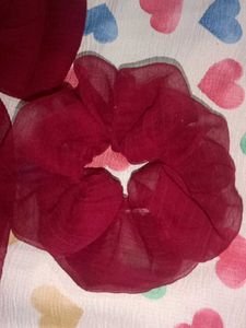 Hair Bow And Scrunchies