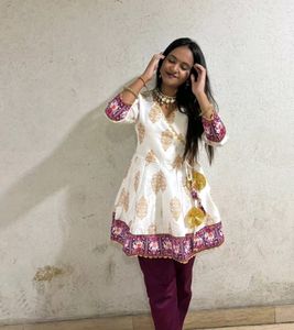 V Neck Ethnic Kurti